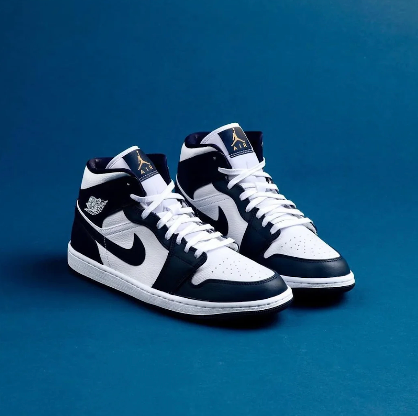 Vorbestellung Mix 10x Münzen Sneakers