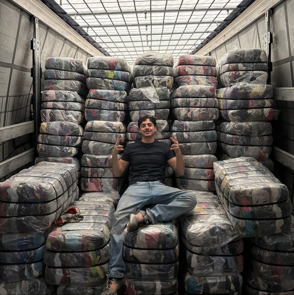 + OVER 100,000 RETAILERS IN EUROPE TRUST UNITED VINTAGE