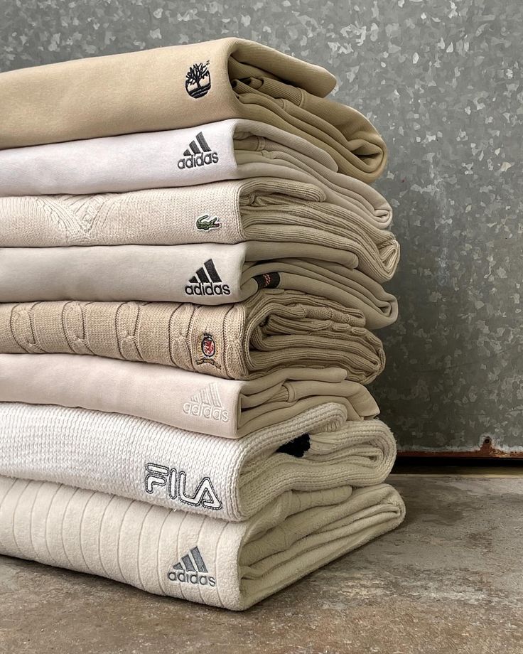 ¿Cómo tener éxito en la reventa de ropa vintage? Los 5 consejos profesionales de United Vintage