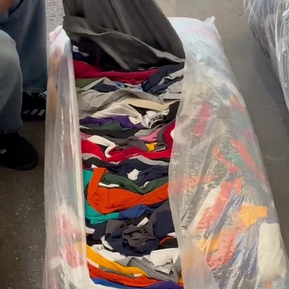 50 kpl Pro Sport USA Branded -T-paitoja (alk. 3,96 €/kpl)