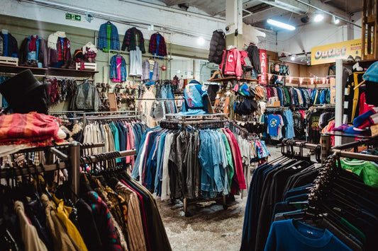 Volete guadagnarvi da vivere rivendendo vestiti? Iniziate con questo!